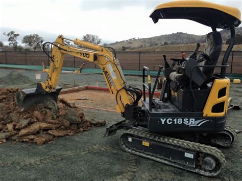 excavator canberra|mini digger canberra.